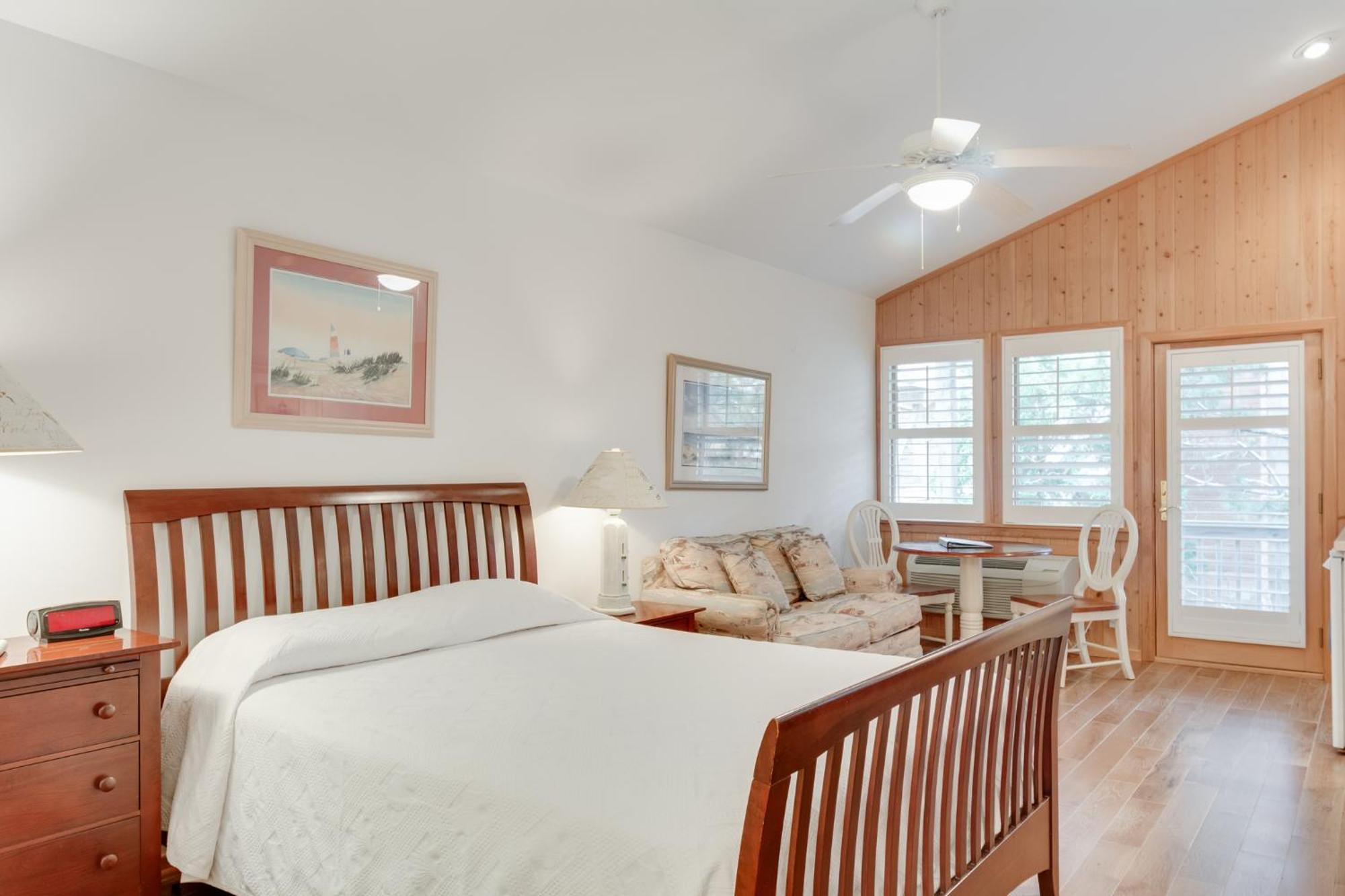 Courtyard Villas On Silver Lake Ocracoke Exterior photo